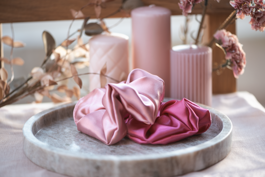 Scrunchie gumica za kosu